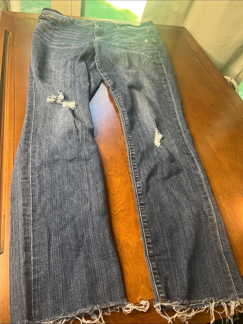 LOFT Original Straight Distressed Dark Blue Cropped Jeans with Frayed Hem - Picture 6 of 9
